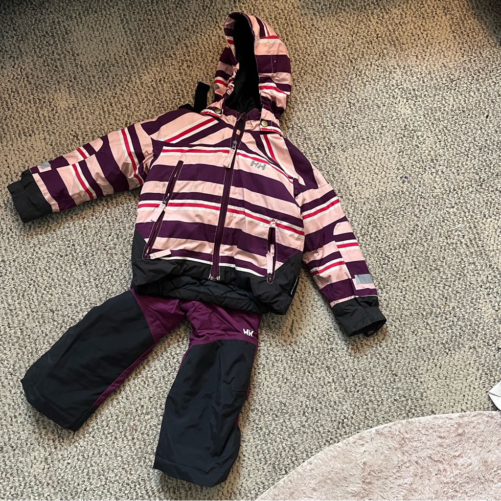 Helly Hansen Striped Ski Jacket & Bib Set